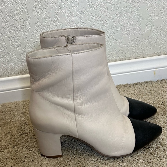 Seychelles two-tone booties. Size 7. Gently worn - Picture 6 of 9